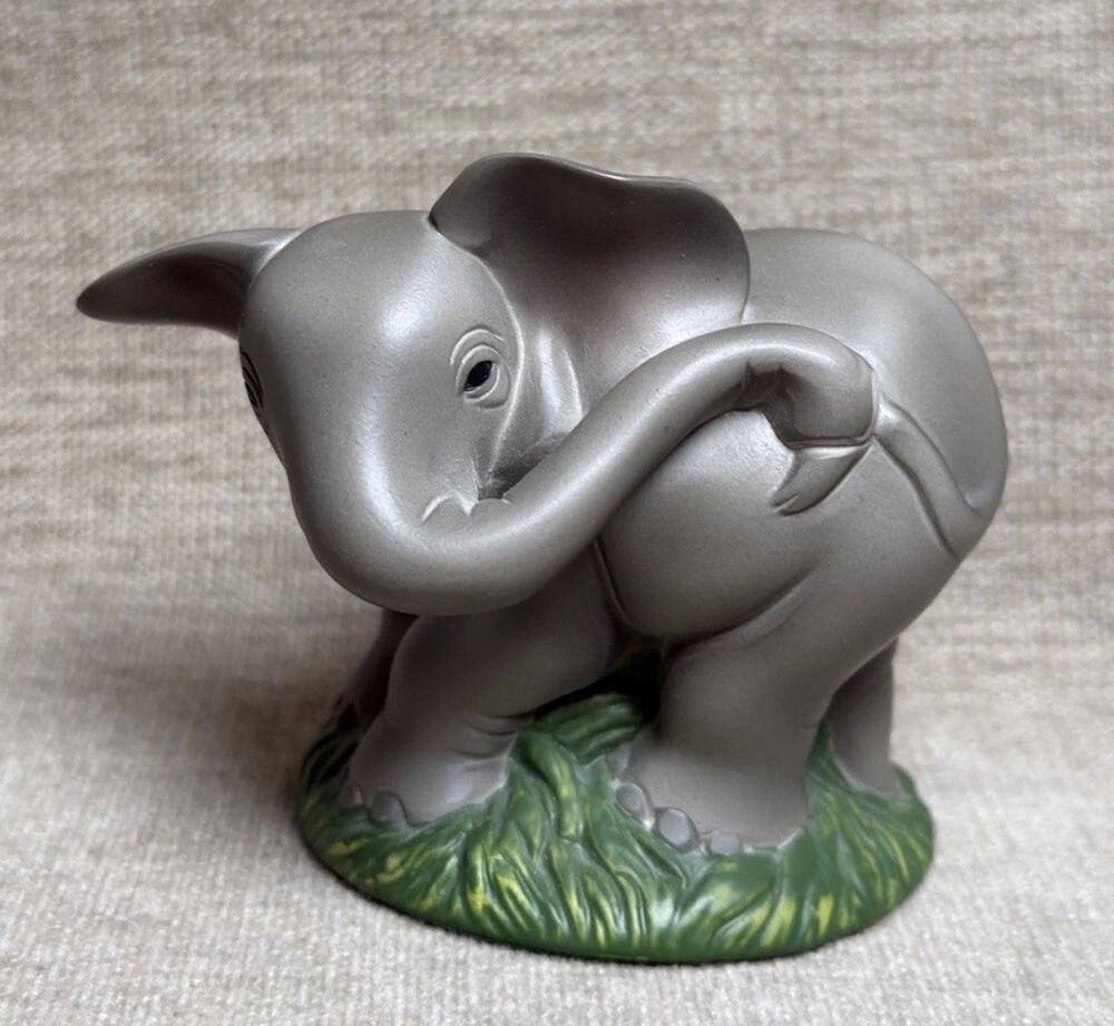 Princeton Gallery PG Handcrafted Ceramic Gray Elephant on Grass Base